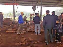 Lò sản xuất nắp hố ga